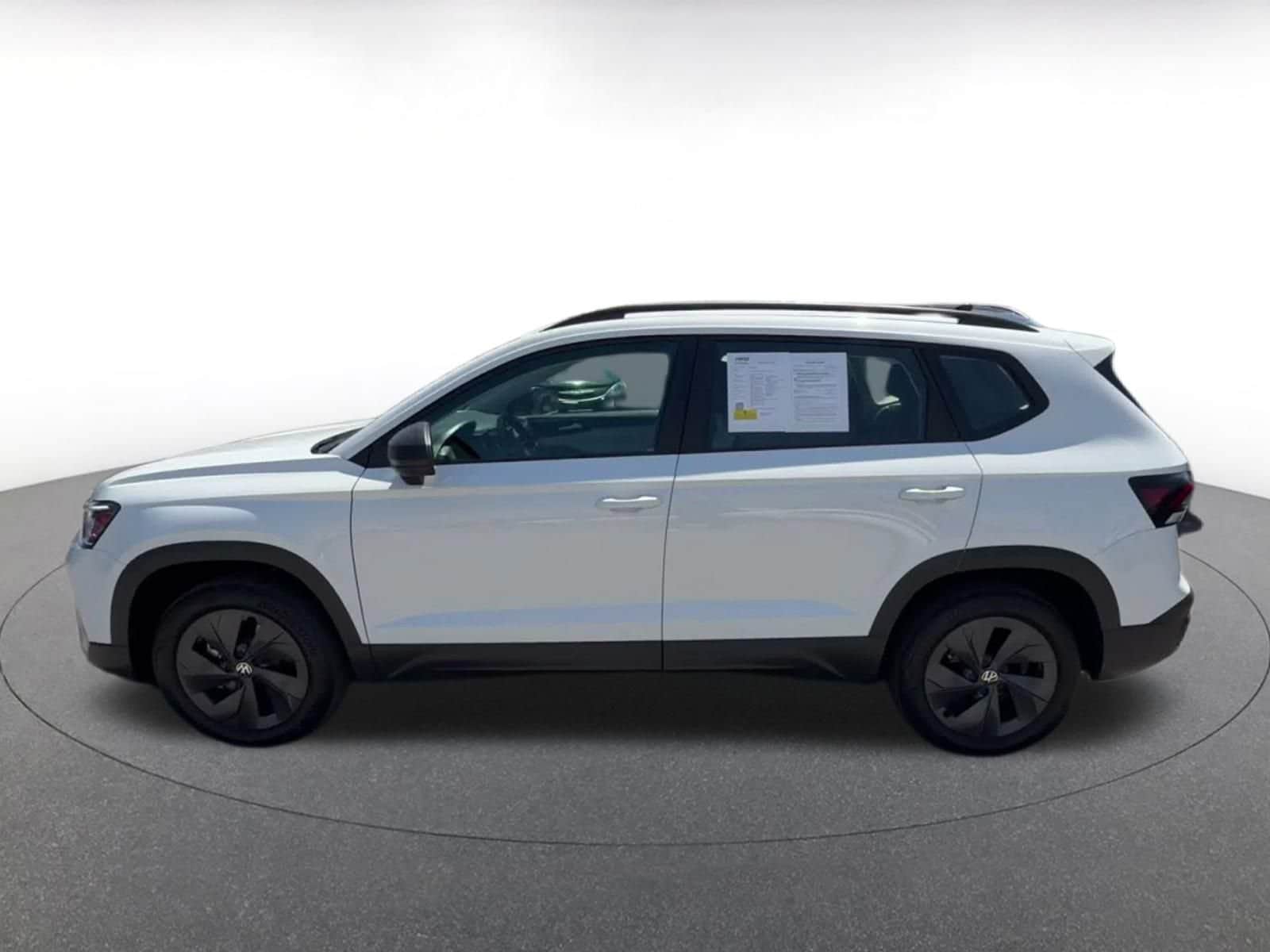 Thumbnail: 2026 Volkswagen Taos - 8