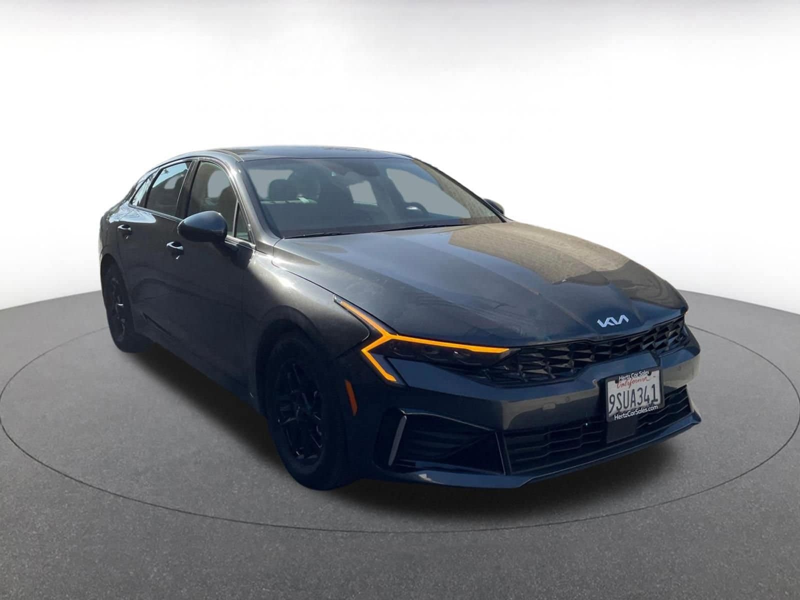 Thumbnail: 2025 Kia K5 - 1