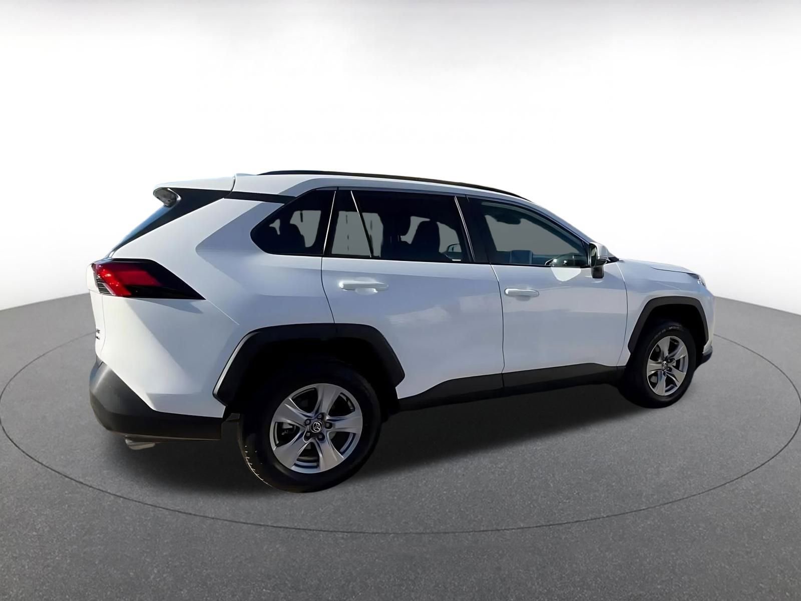 Thumbnail: 2025 Toyota RAV4 - 15