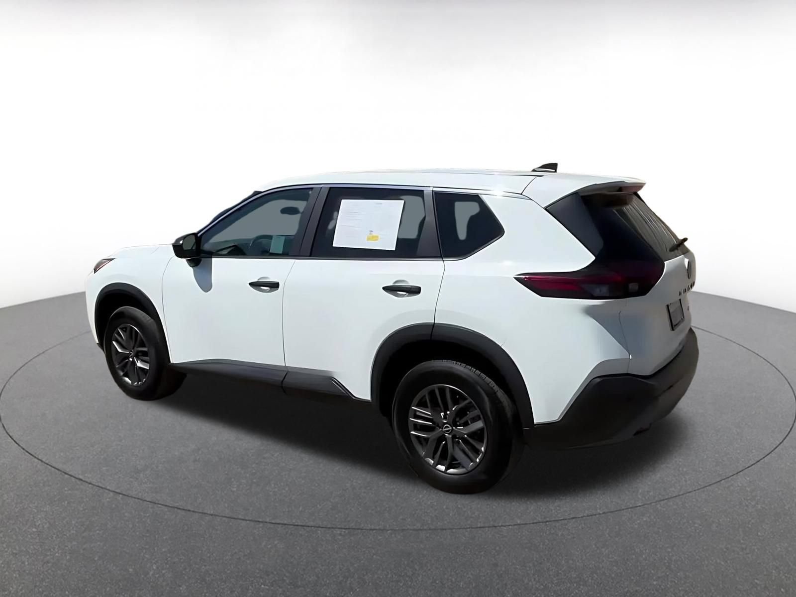 Thumbnail: 2023 Nissan Rogue - 10