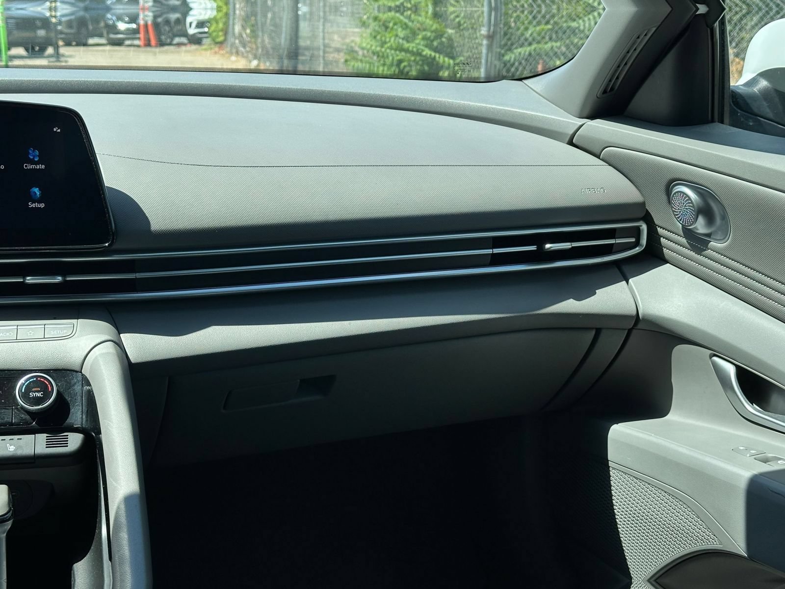 Thumbnail: 2025 Hyundai Elantra - 35
