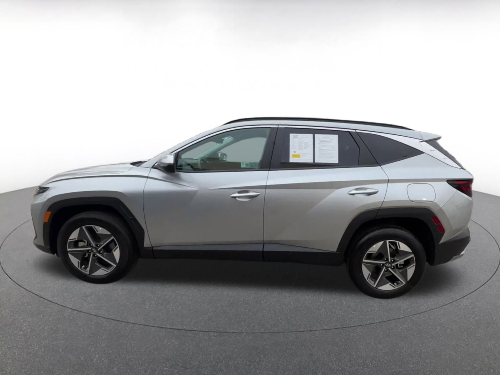 Thumbnail: 2025 Hyundai Tucson - 9