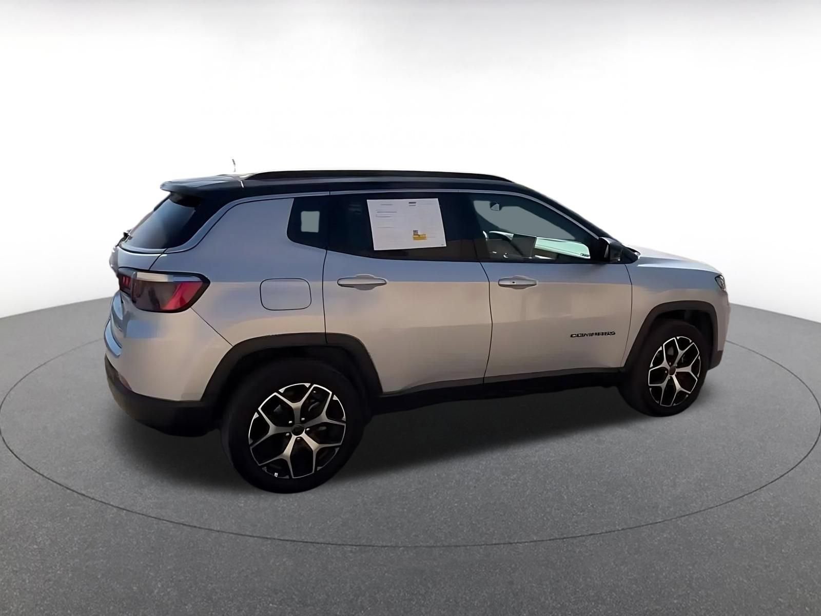 Thumbnail: 2025 Jeep Compass - 11