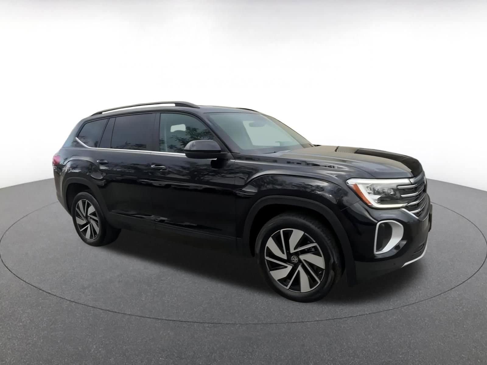 Thumbnail: 2025 Volkswagen Atlas - 2