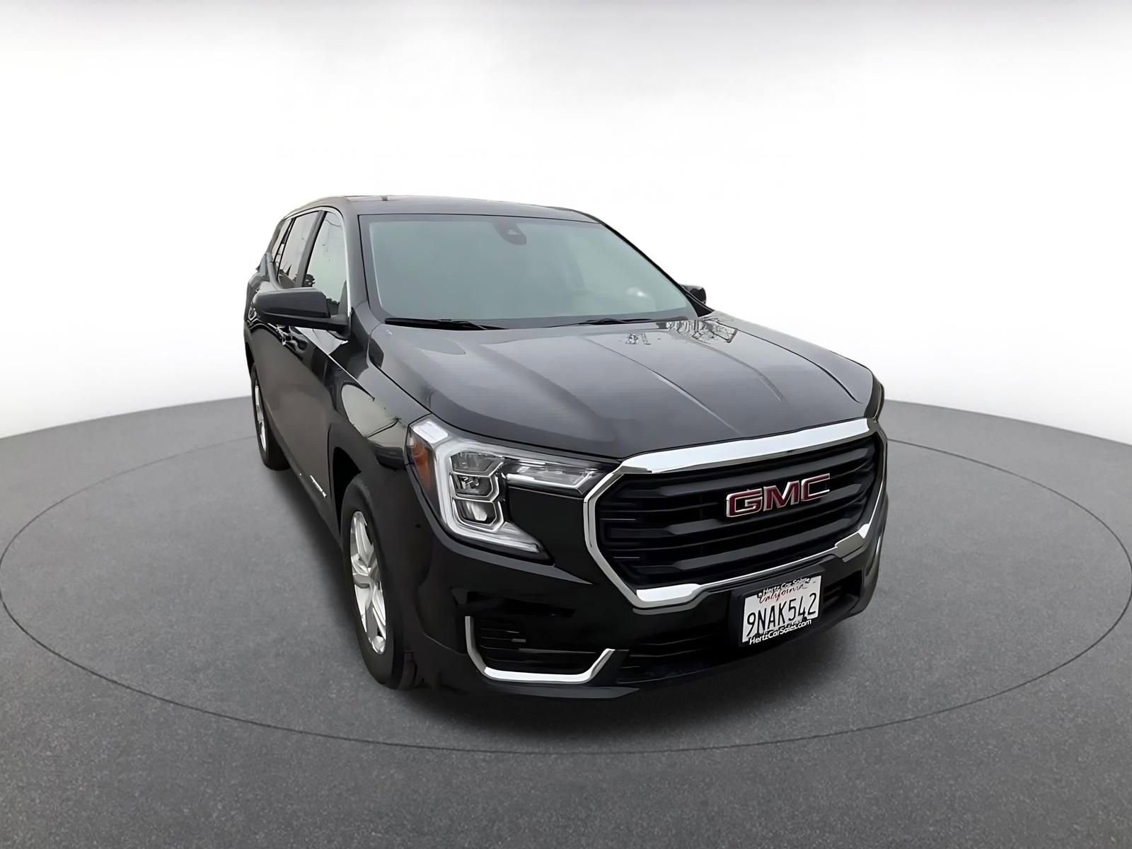 Thumbnail: 2024 GMC Terrain - 3