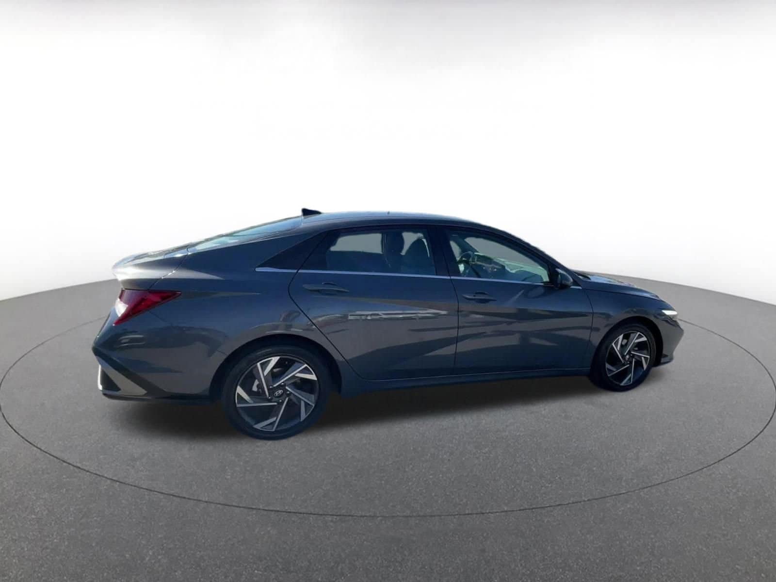 Thumbnail: 2025 Hyundai Elantra - 12
