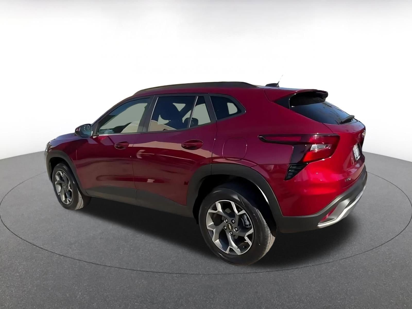 Thumbnail: 2025 Chevrolet Trax - 10