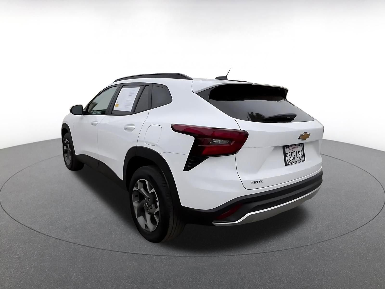 Thumbnail: 2025 Chevrolet Trax - 11