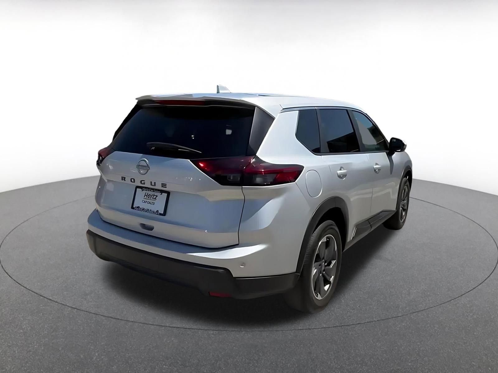 Thumbnail: 2025 Nissan Rogue - 14