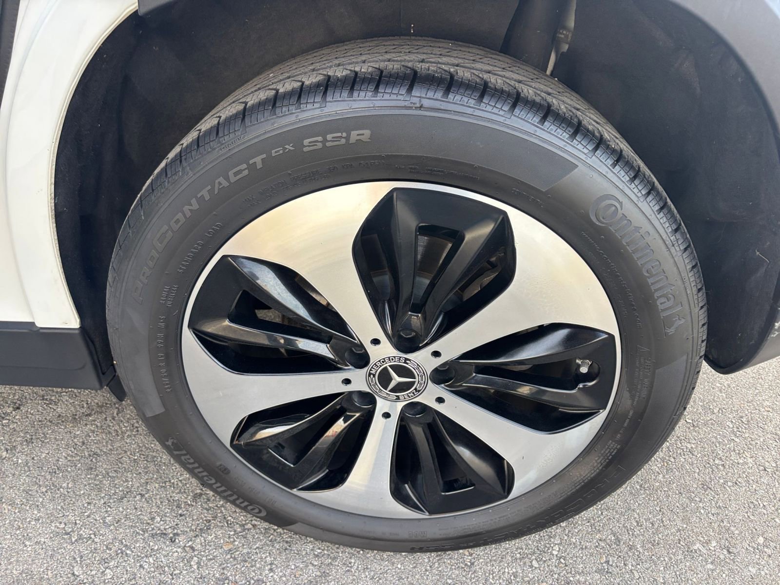 Thumbnail: 2025 Mercedes-Benz GLA - 30