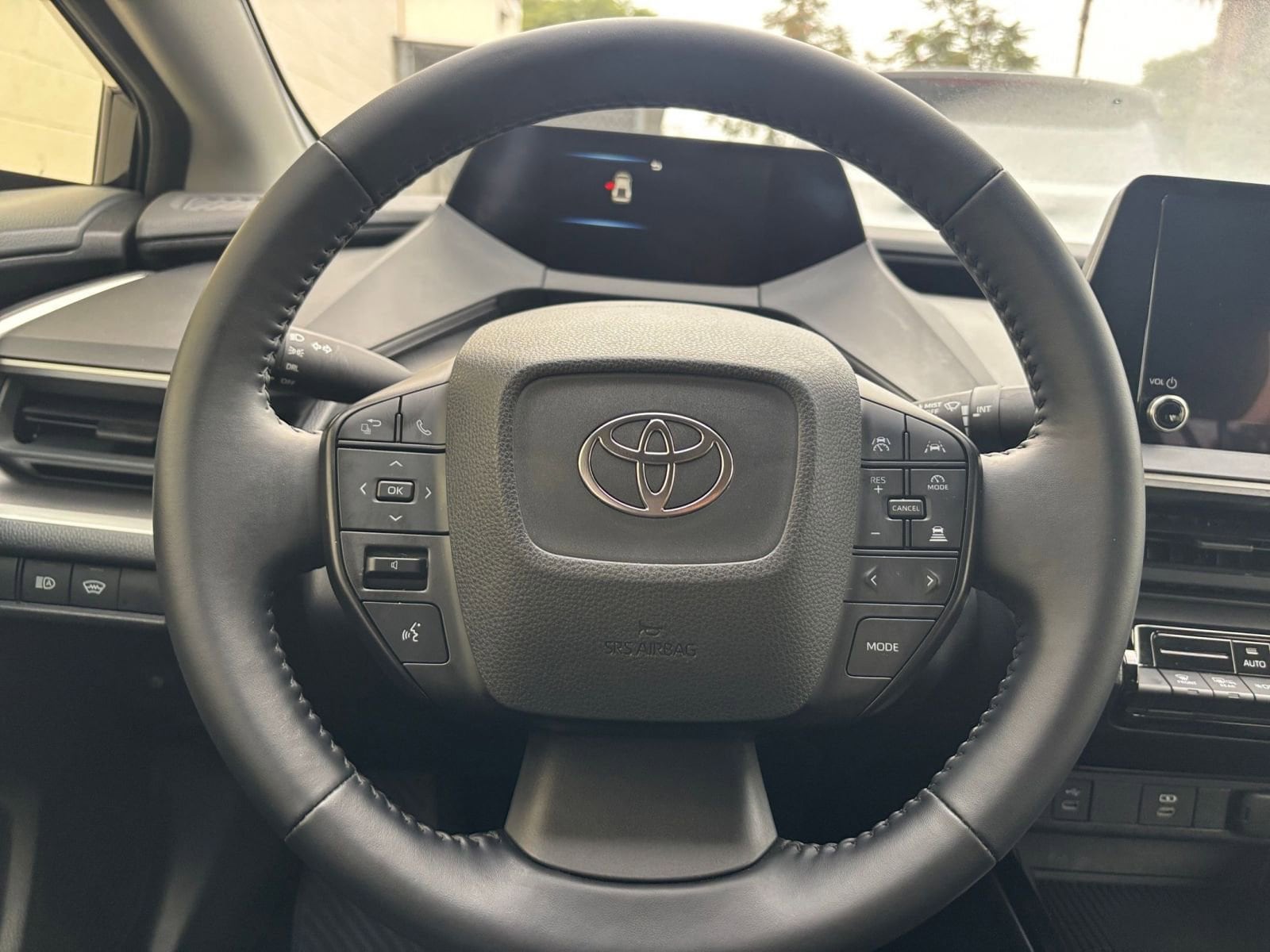 Thumbnail: 2025 Toyota Prius - 29