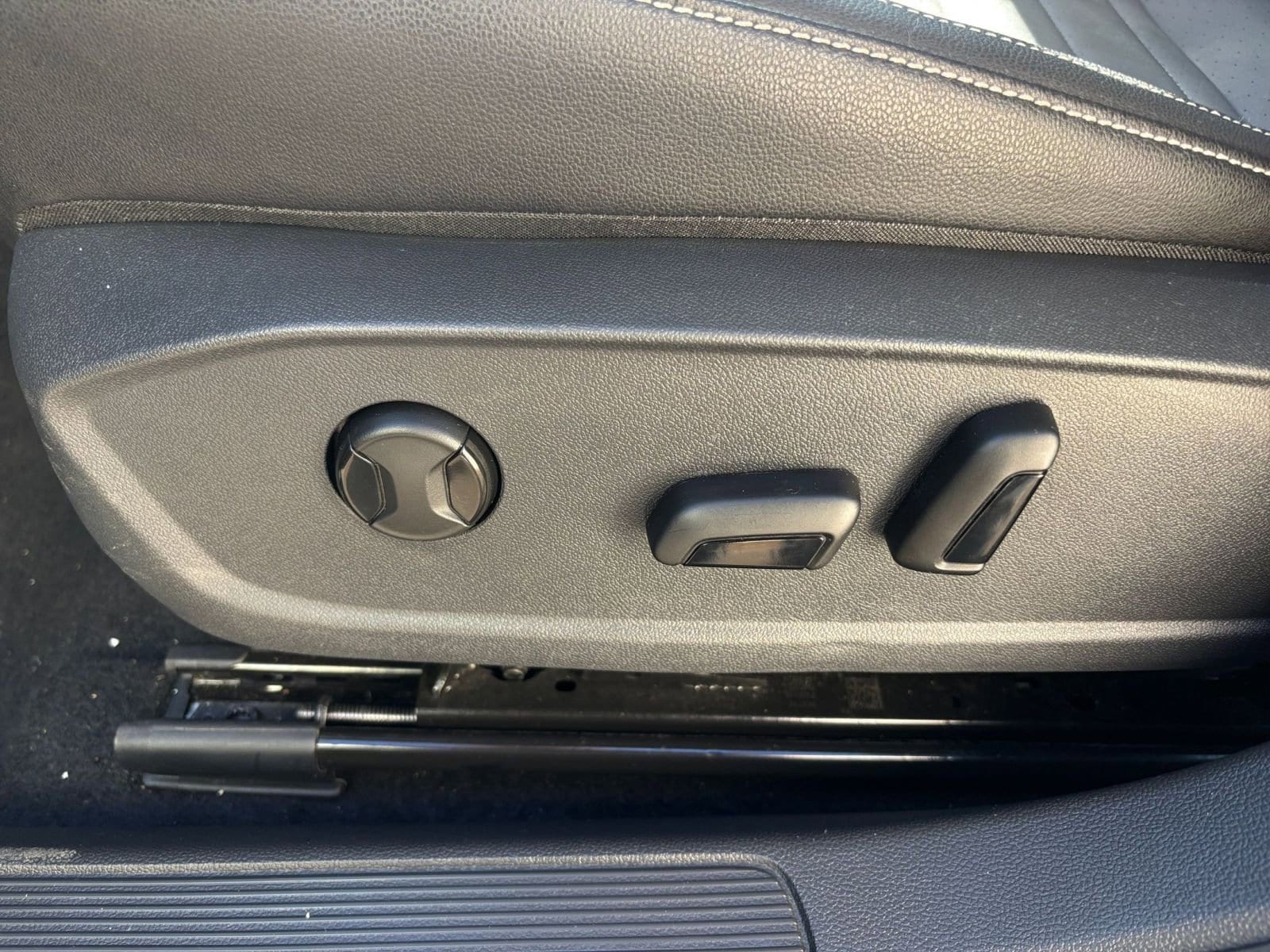 Thumbnail: 2025 Volkswagen Jetta - 23