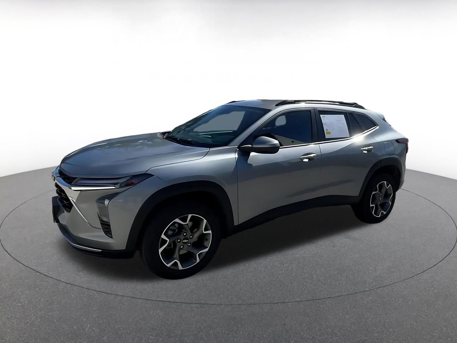 Thumbnail: 2025 Chevrolet Trax - 8