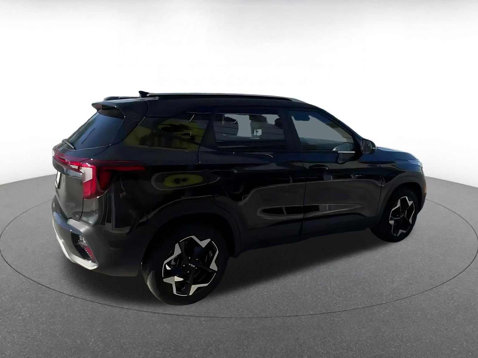 Thumbnail: 2025 Kia Seltos - 15