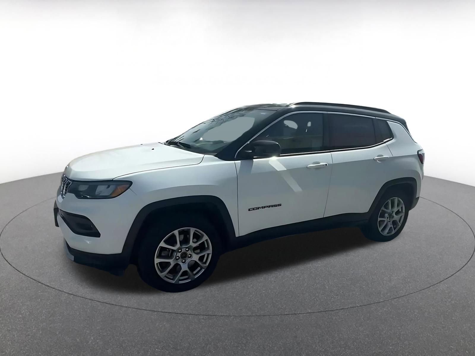 Thumbnail: 2025 Jeep Compass - 8