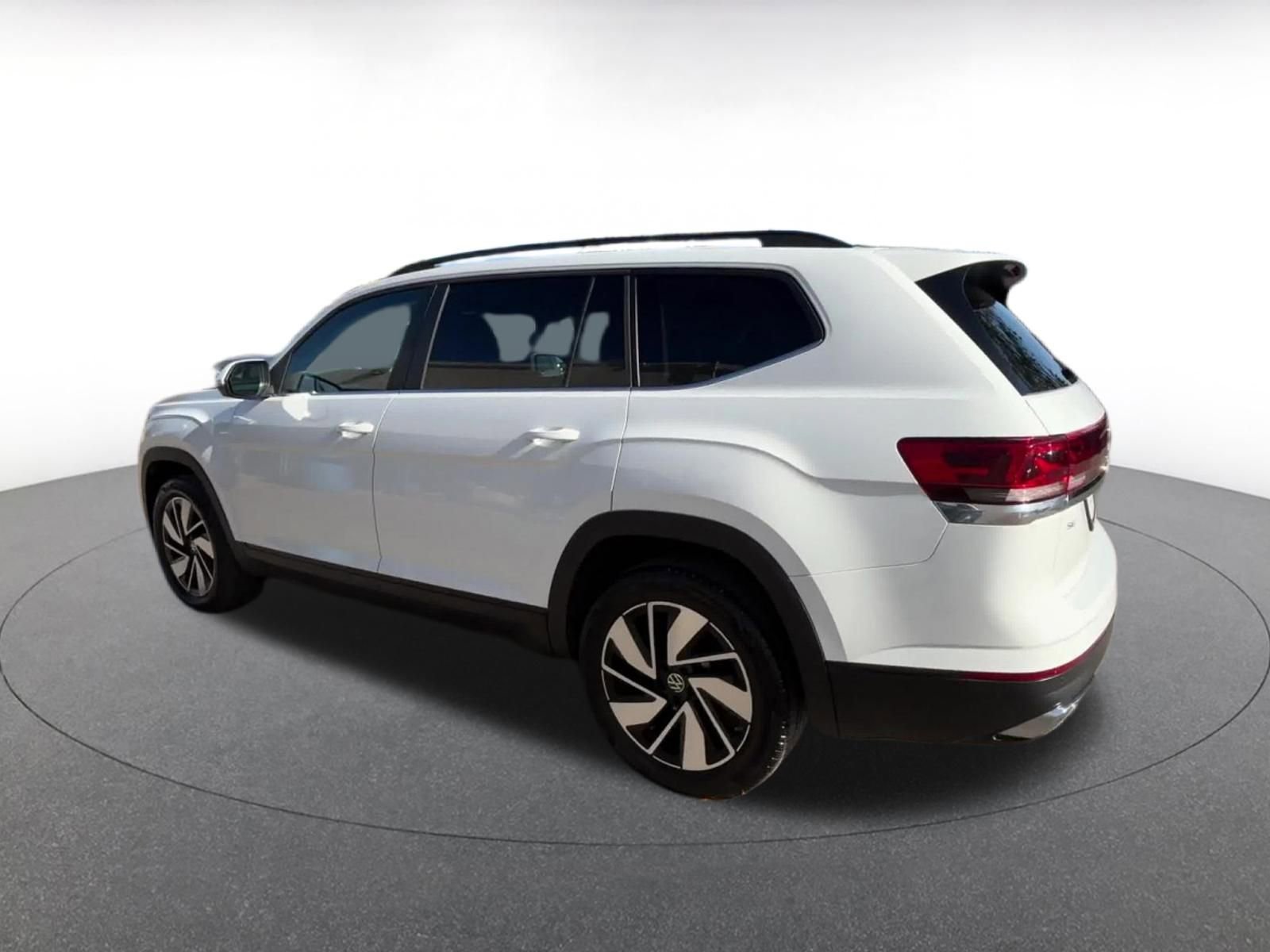 Thumbnail: 2025 Volkswagen Atlas - 10