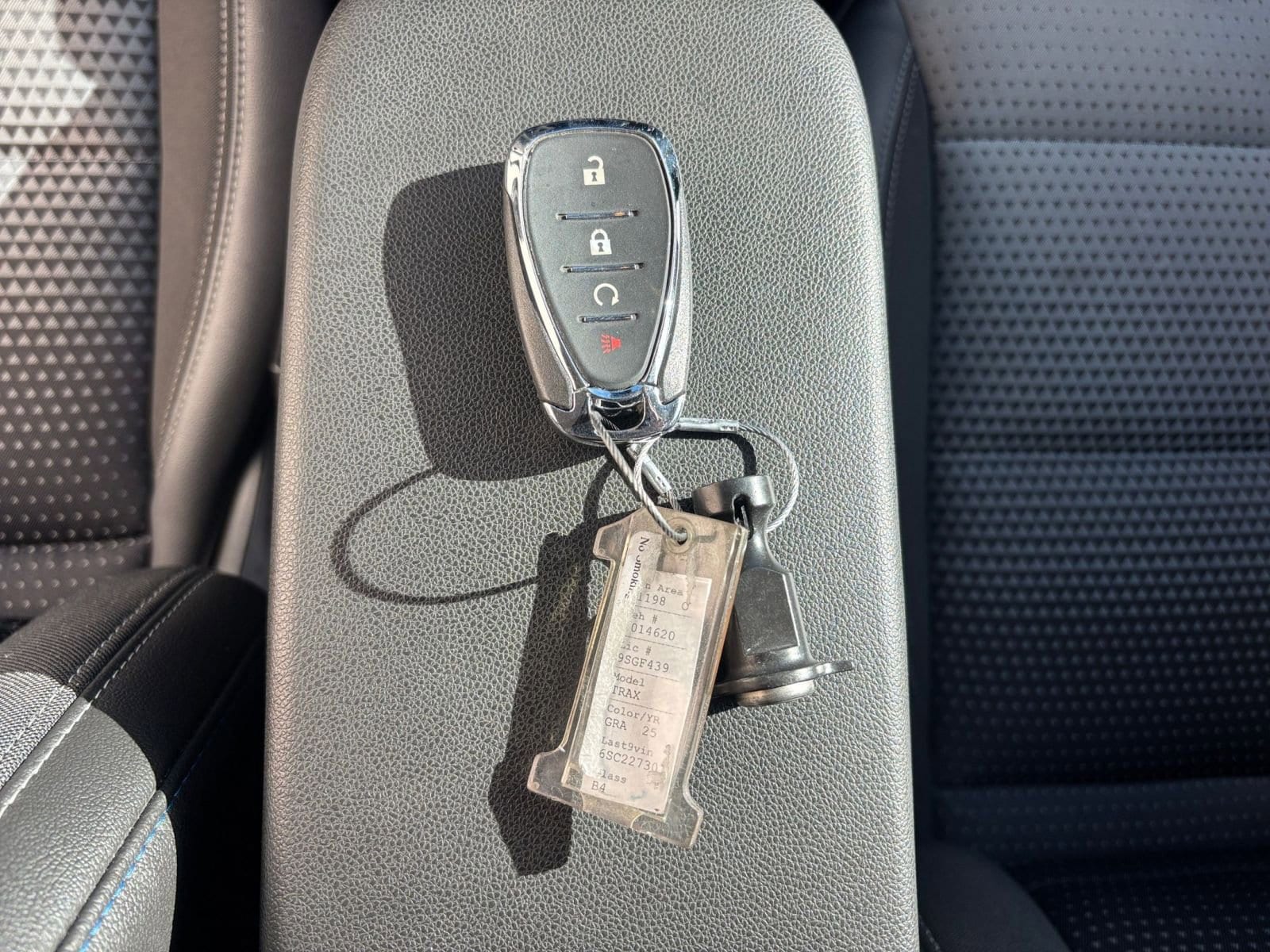 Thumbnail: 2025 Chevrolet Trax - 22