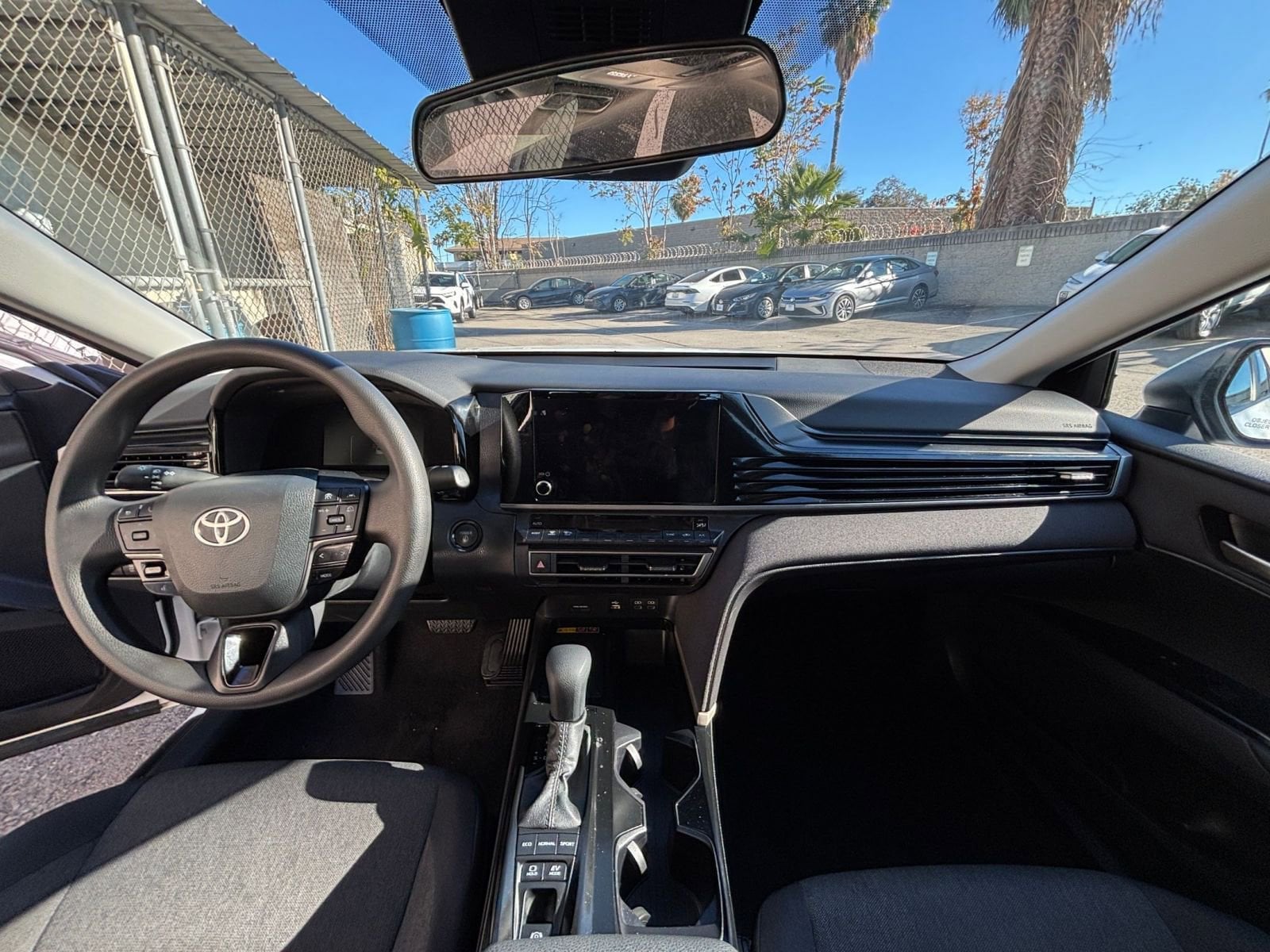 Thumbnail: 2025 Toyota Camry - 33