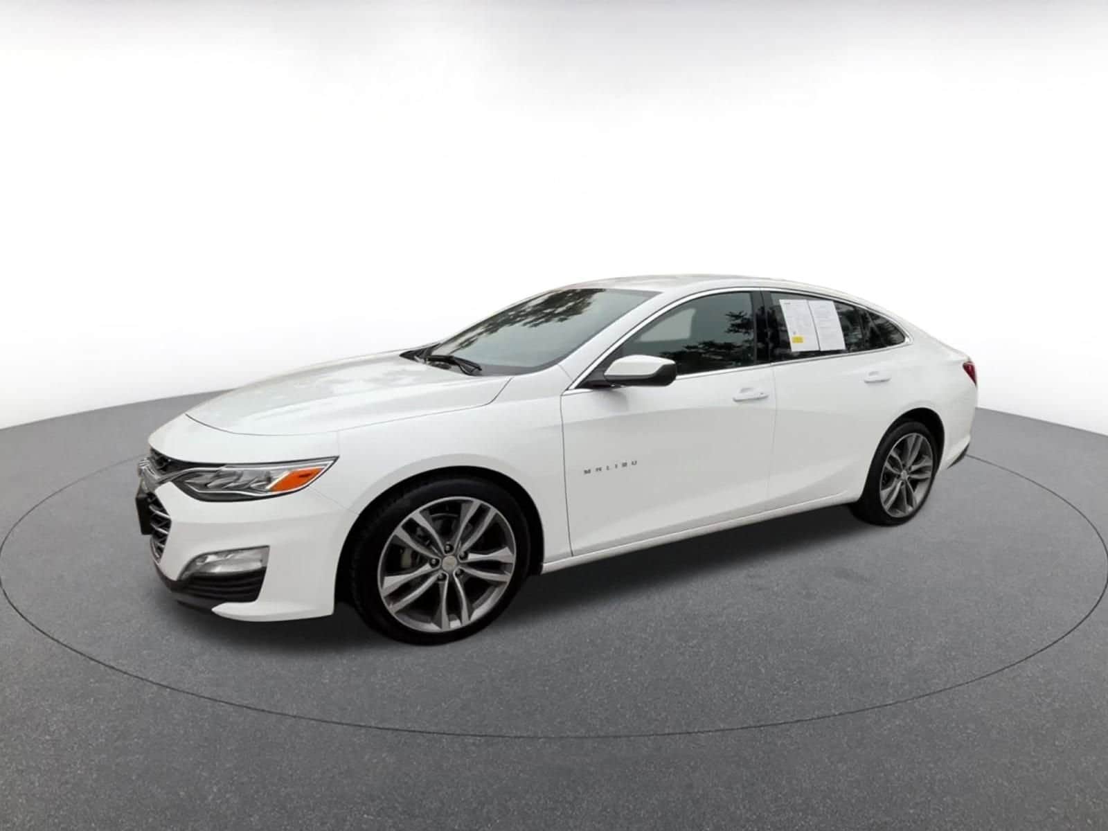 Thumbnail: 2024 Chevrolet Malibu - 8