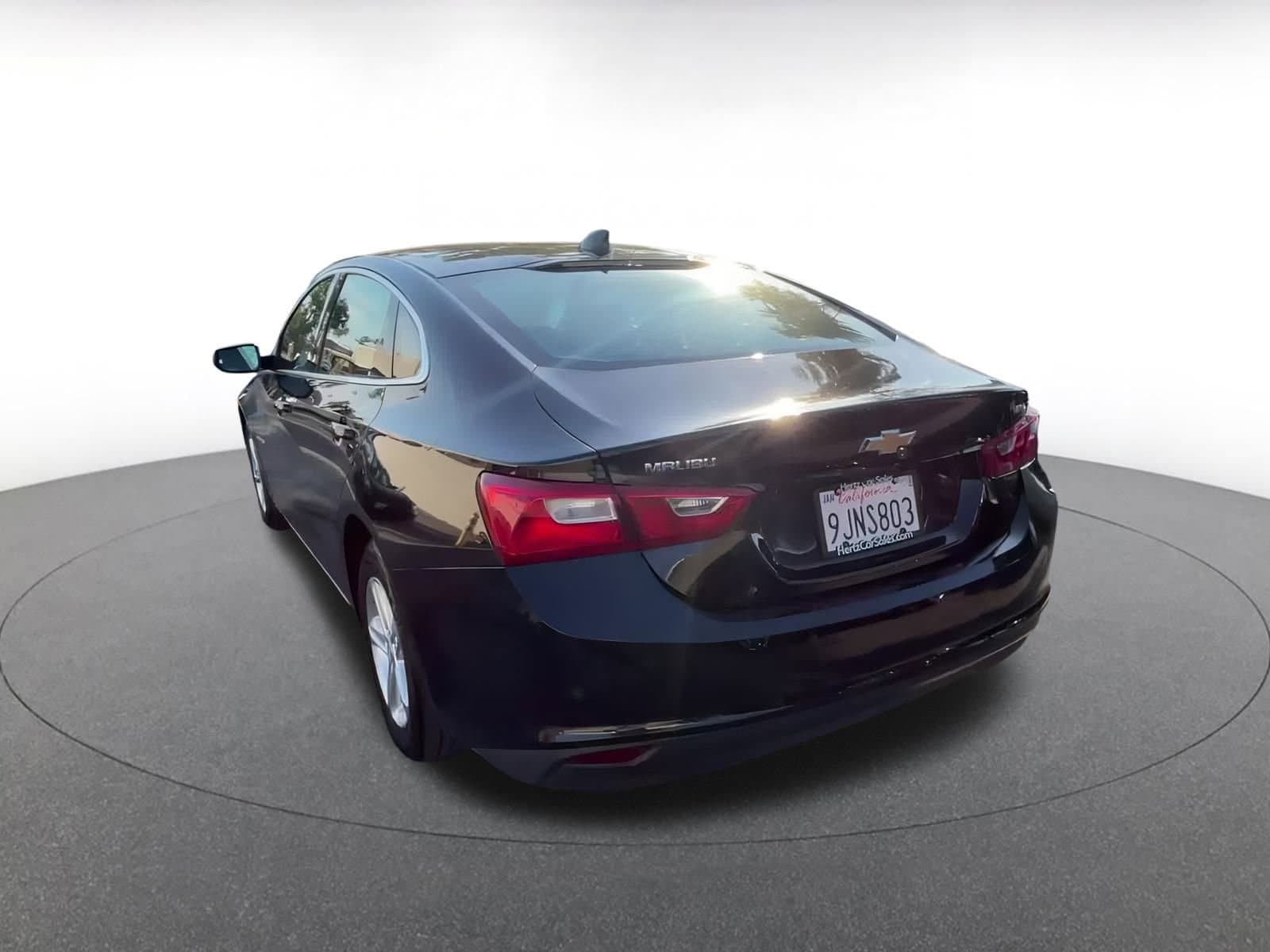 Thumbnail: 2024 Chevrolet Malibu - 11