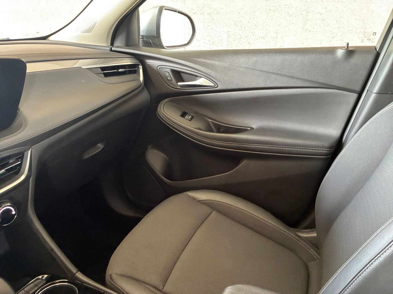 Thumbnail: 2025 Buick Encore GX - 35