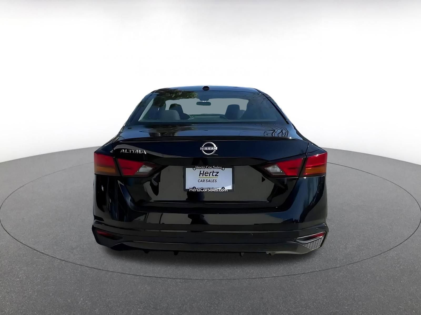 Thumbnail: 2025 Nissan Altima - 12