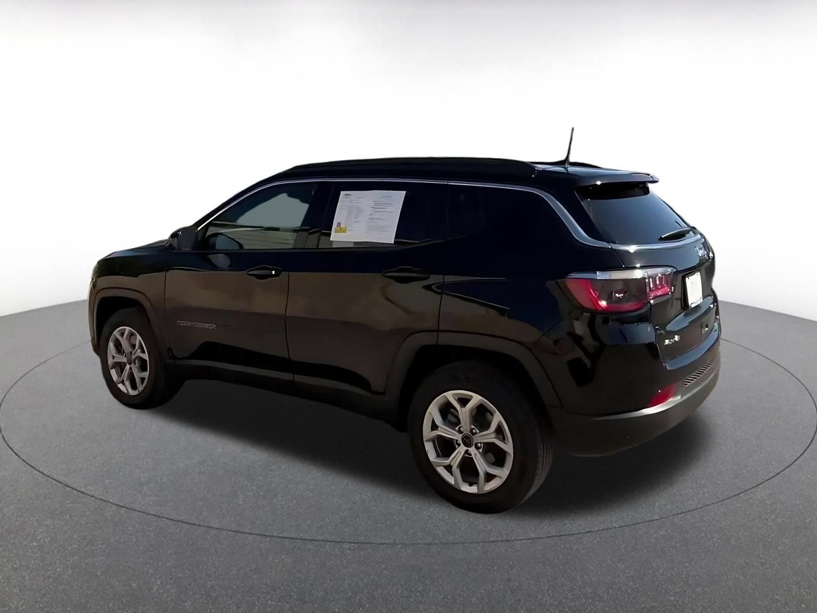 Thumbnail: 2025 Jeep Compass - 11