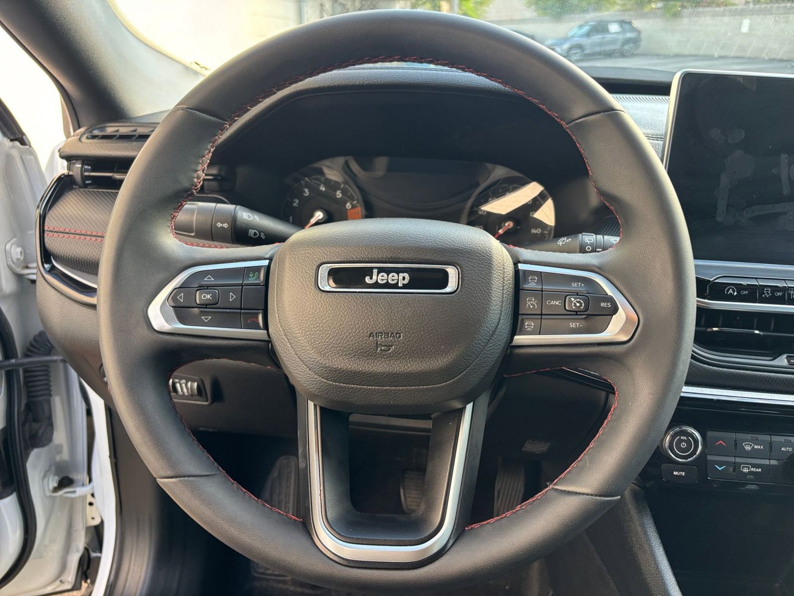 Thumbnail: 2025 Jeep Compass - 28