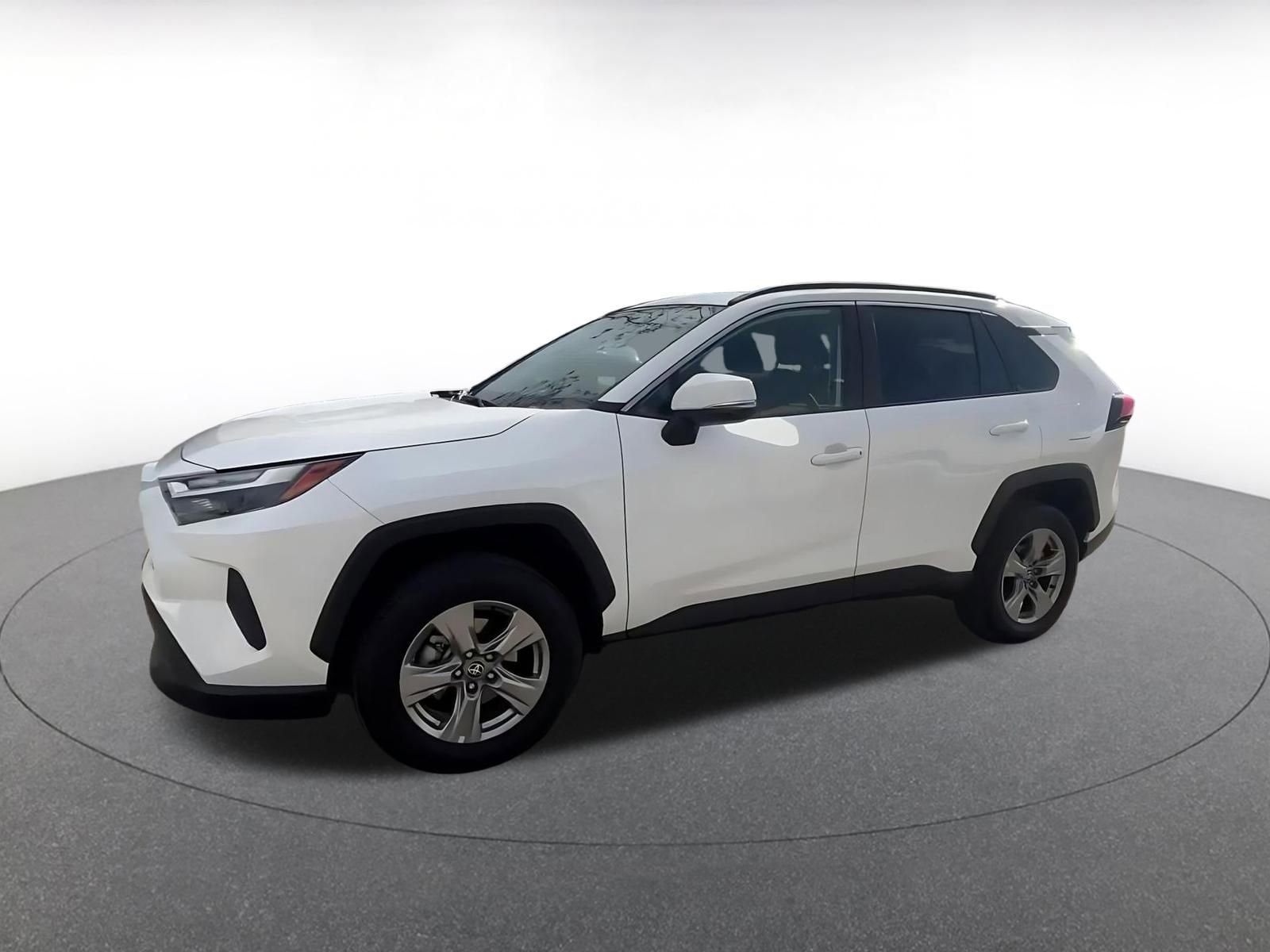 Thumbnail: 2025 Toyota RAV4 - 8