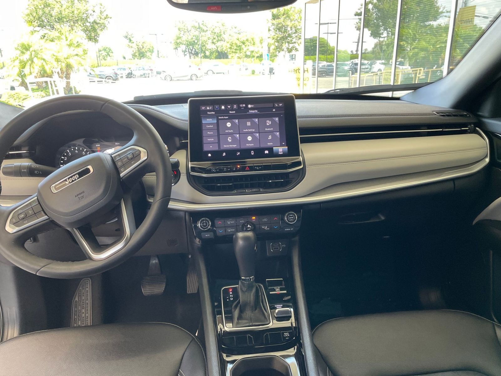 Thumbnail: 2025 Jeep Compass - 34