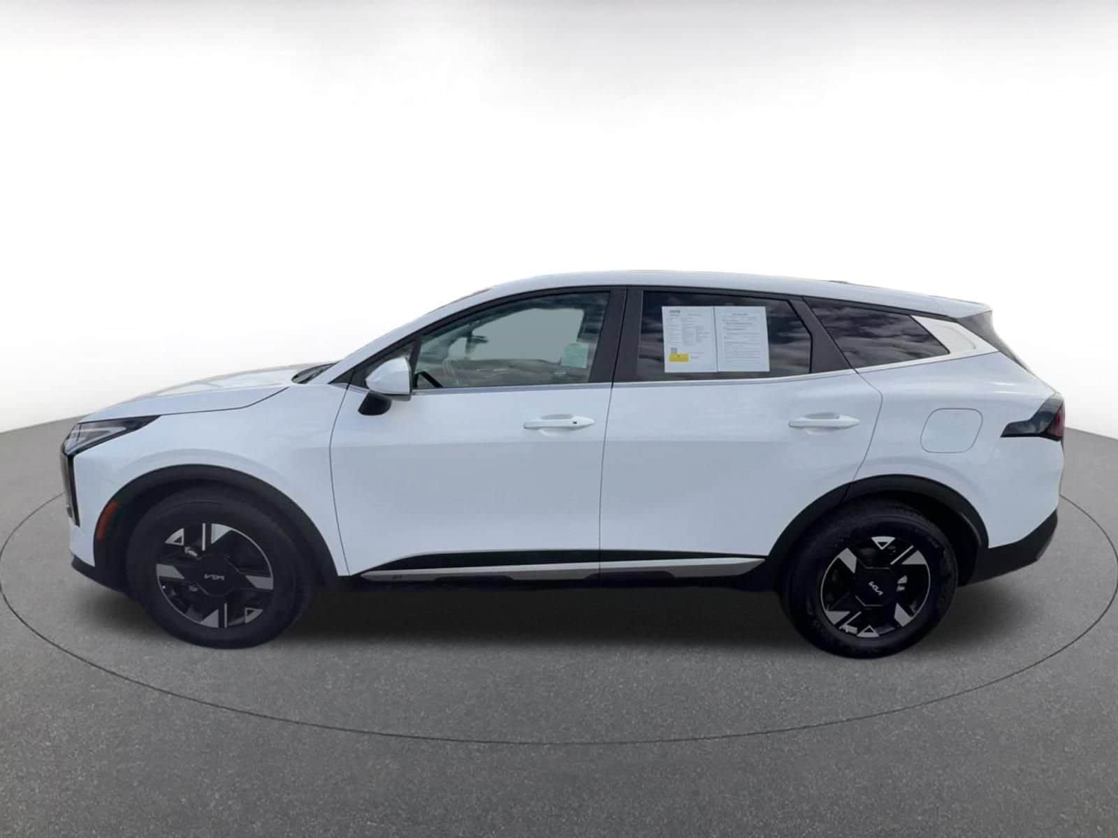 Thumbnail: 2026 Kia Sportage - 8