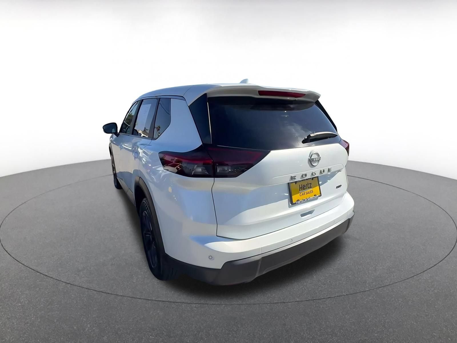Thumbnail: 2025 Nissan Rogue - 10
