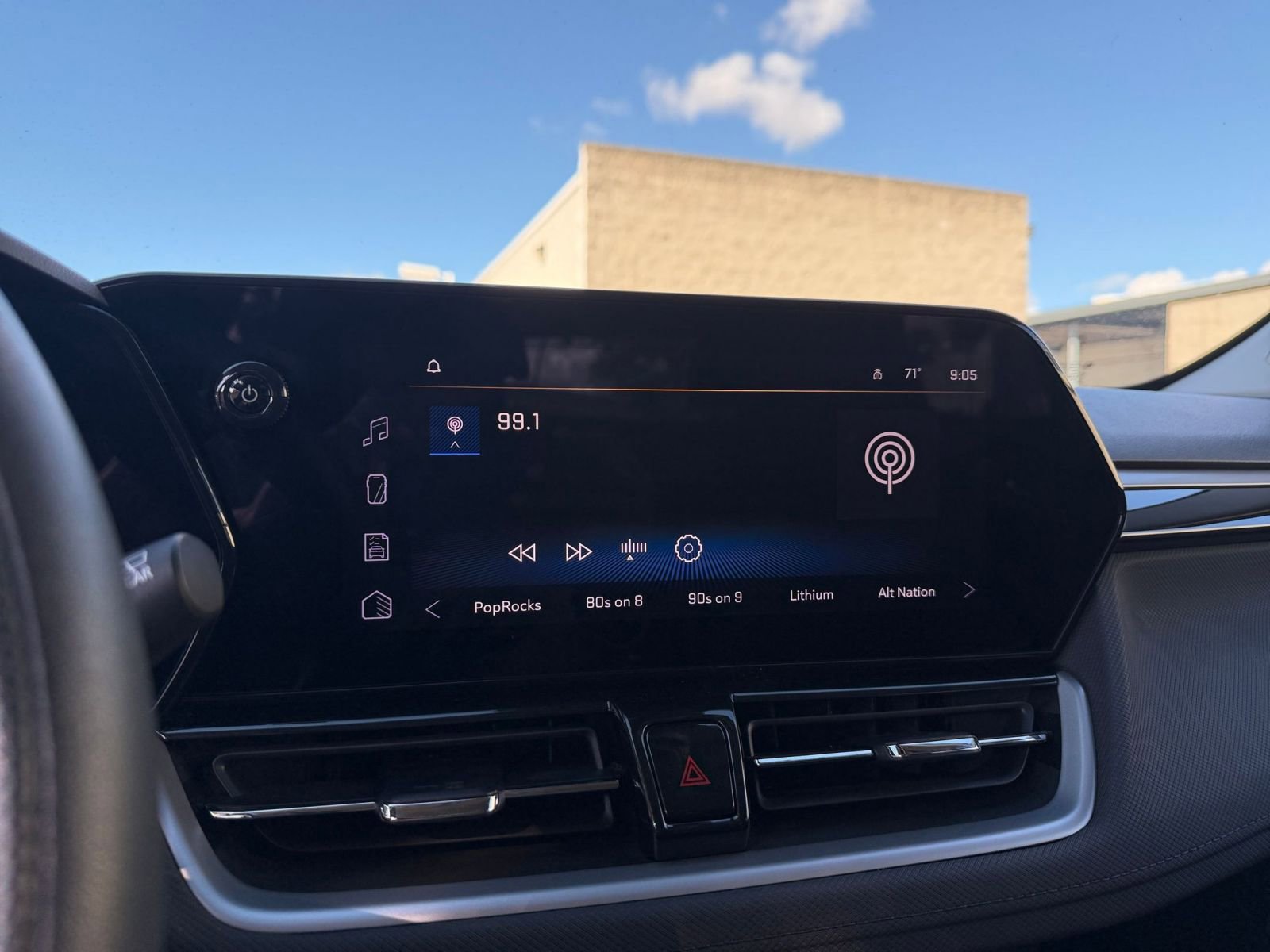 Thumbnail: 2025 Chevrolet TrailBlazer - 20