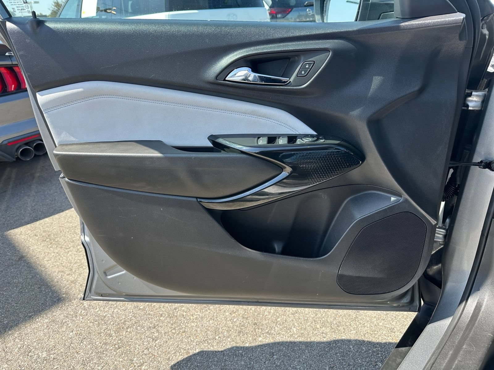 Thumbnail: 2025 Chevrolet Trax - 15