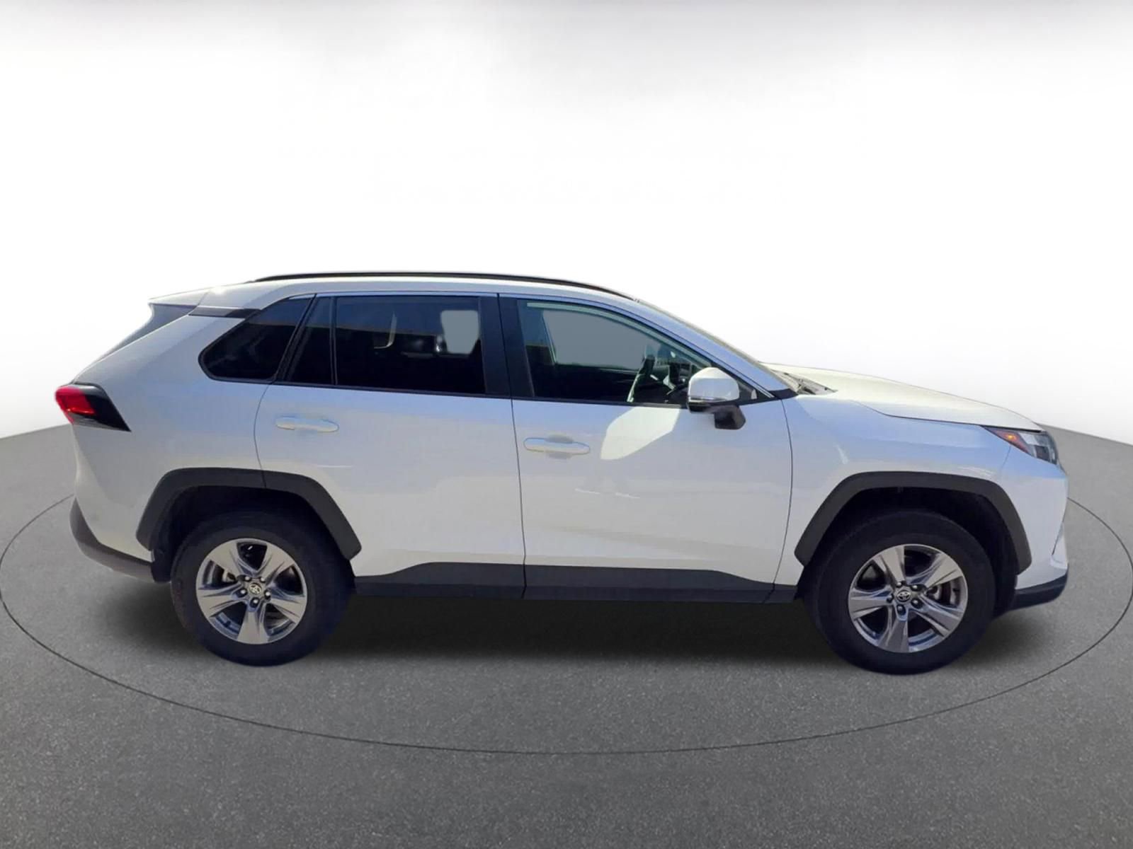 Thumbnail: 2025 Toyota RAV4 - 16