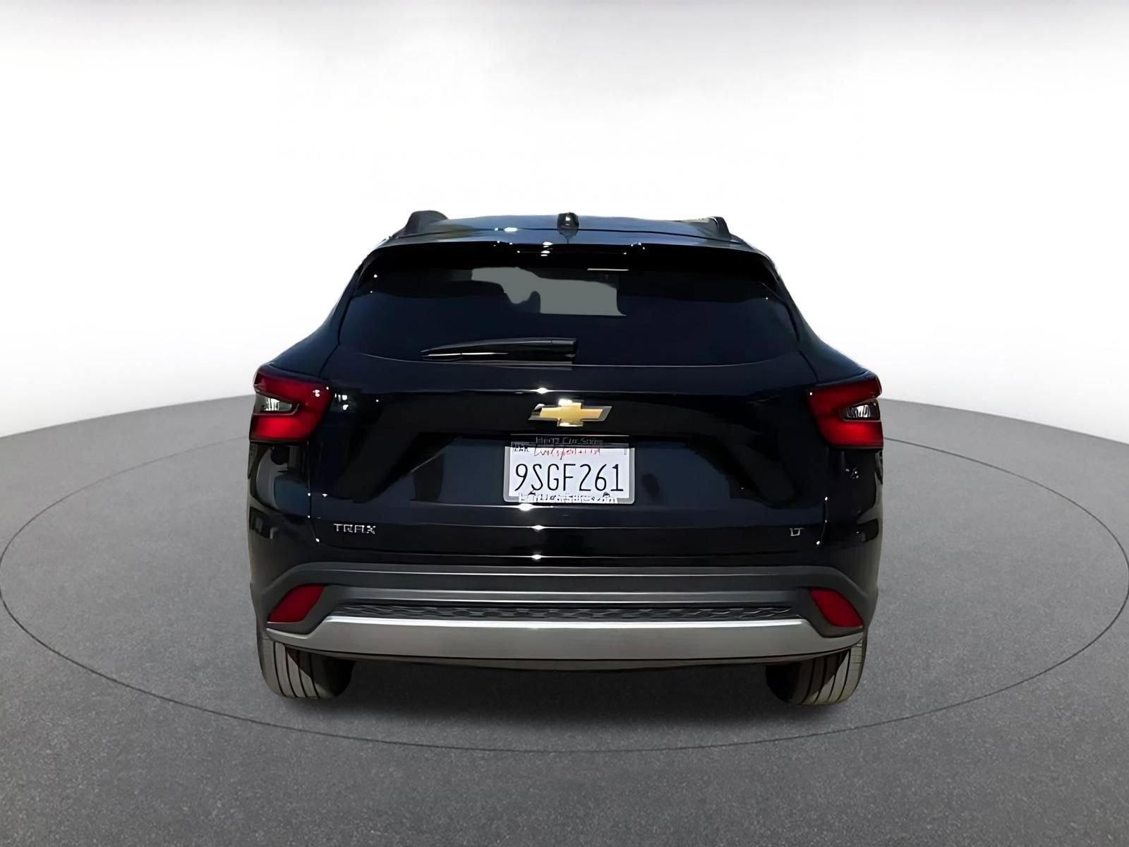 Thumbnail: 2025 Chevrolet Trax - 12