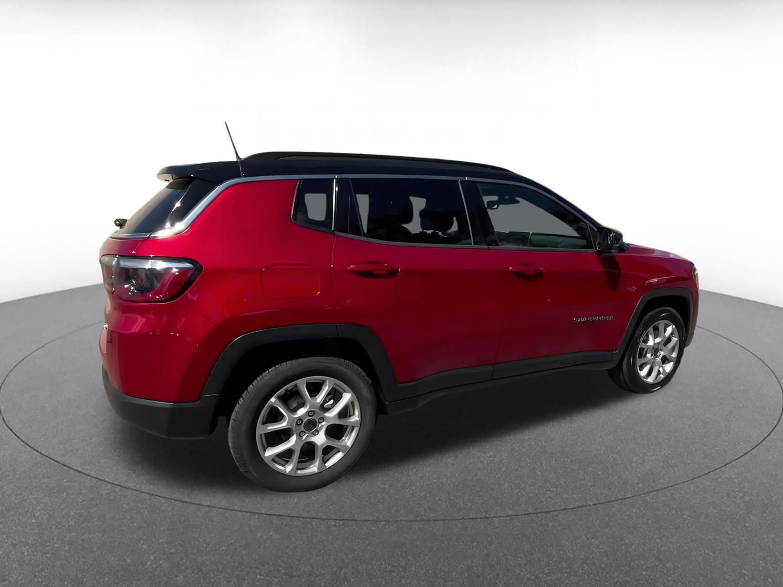 Thumbnail: 2025 Jeep Compass - 15