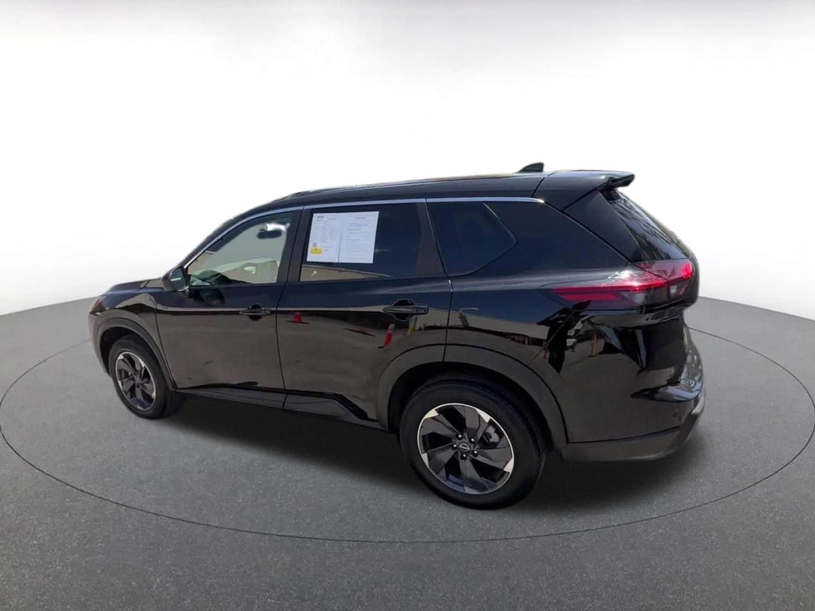 Thumbnail: 2025 Nissan Rogue - 9