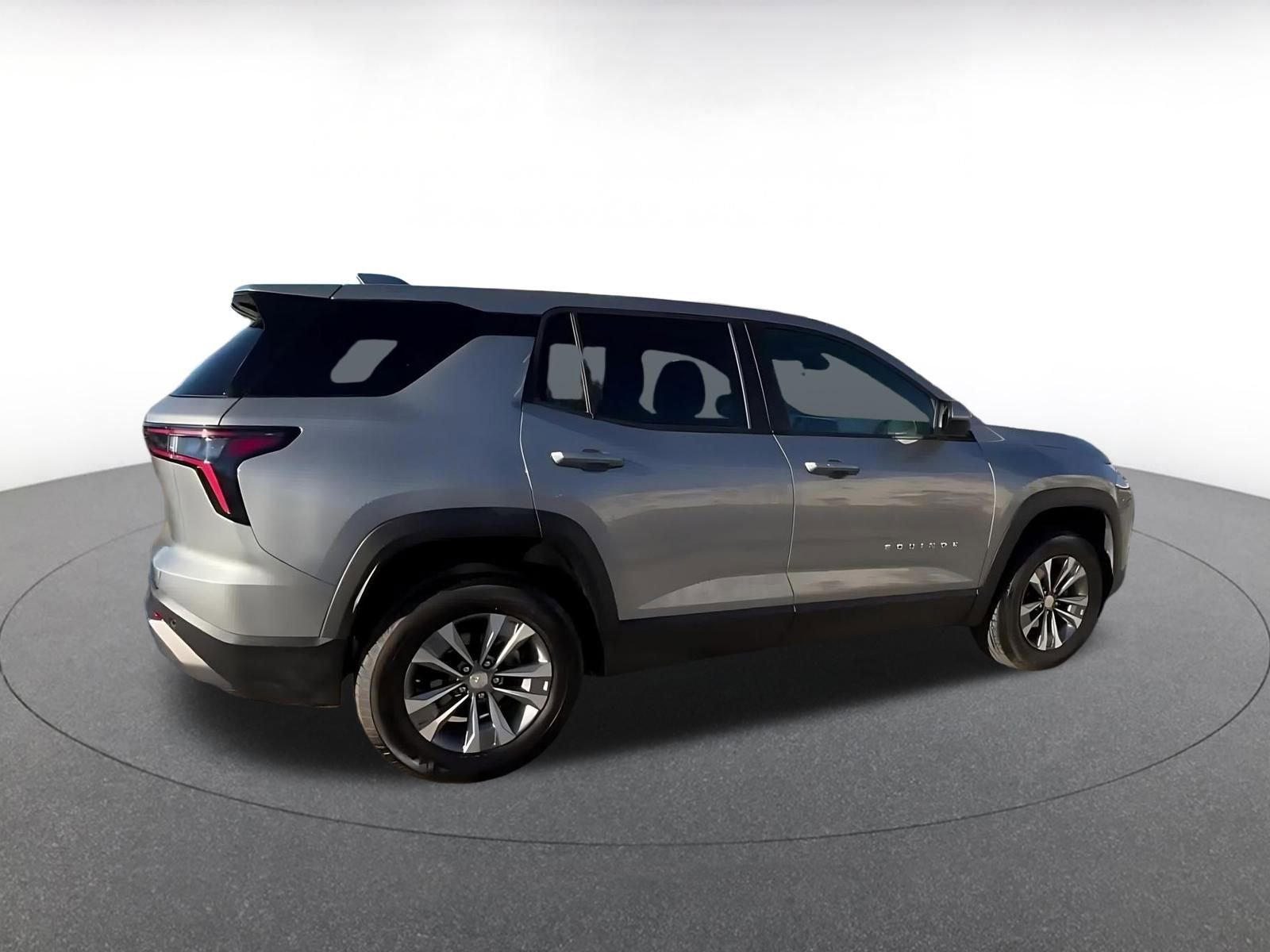 Thumbnail: 2025 Chevrolet Equinox - 12