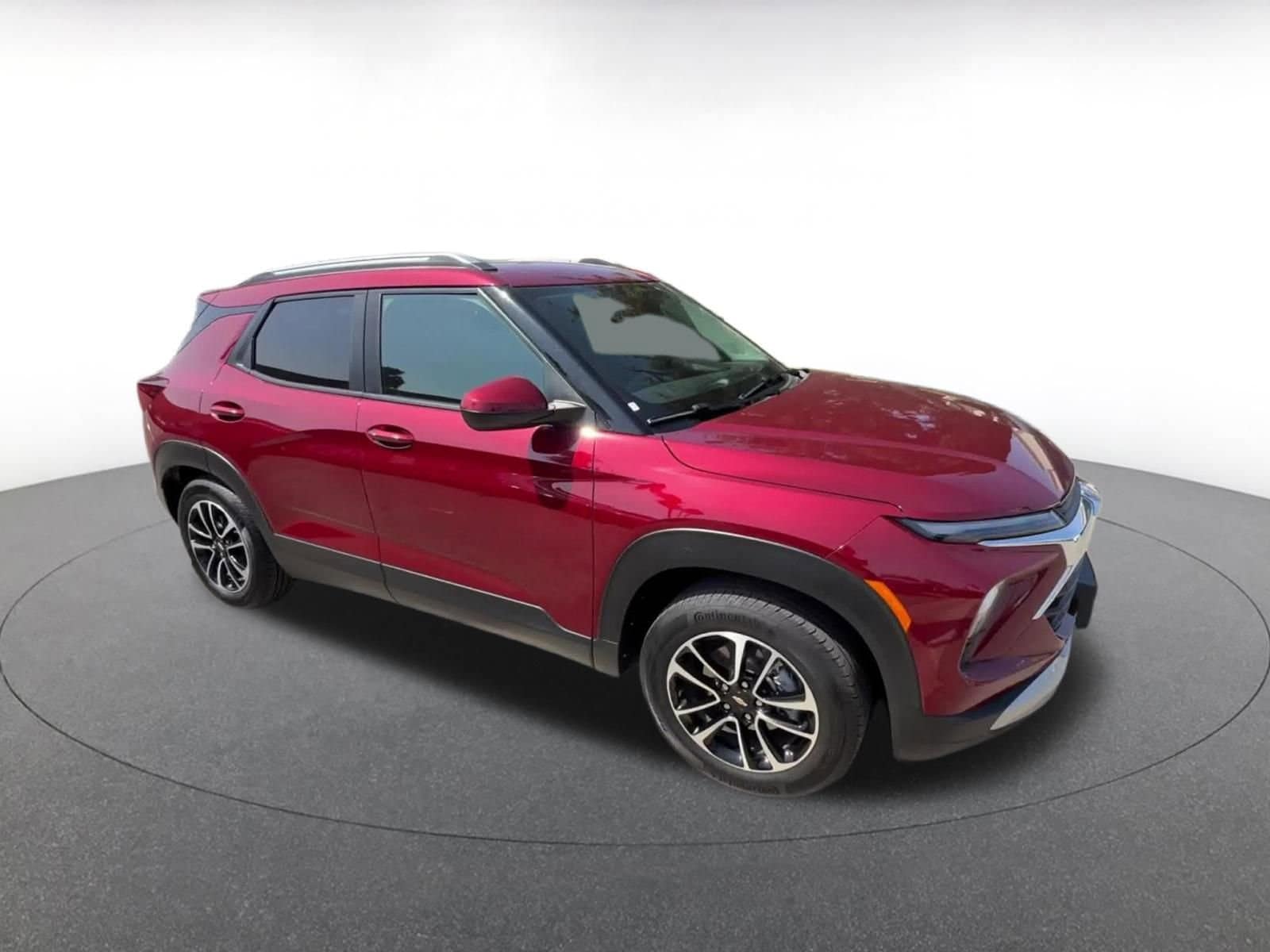 Thumbnail: 2025 Chevrolet TrailBlazer - 2