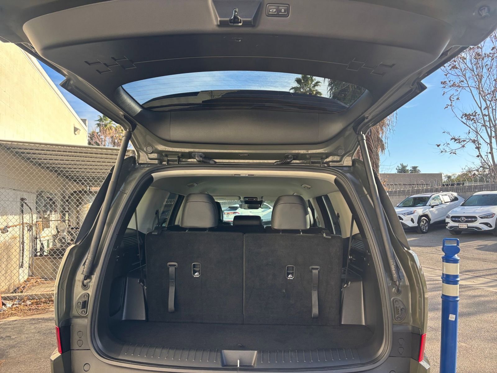 Thumbnail: 2025 Hyundai Santa Fe - 33