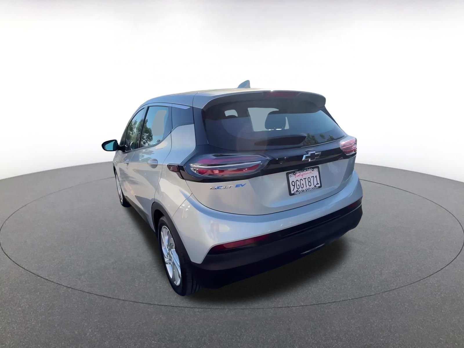 Thumbnail: 2023 Chevrolet Bolt EV - 11