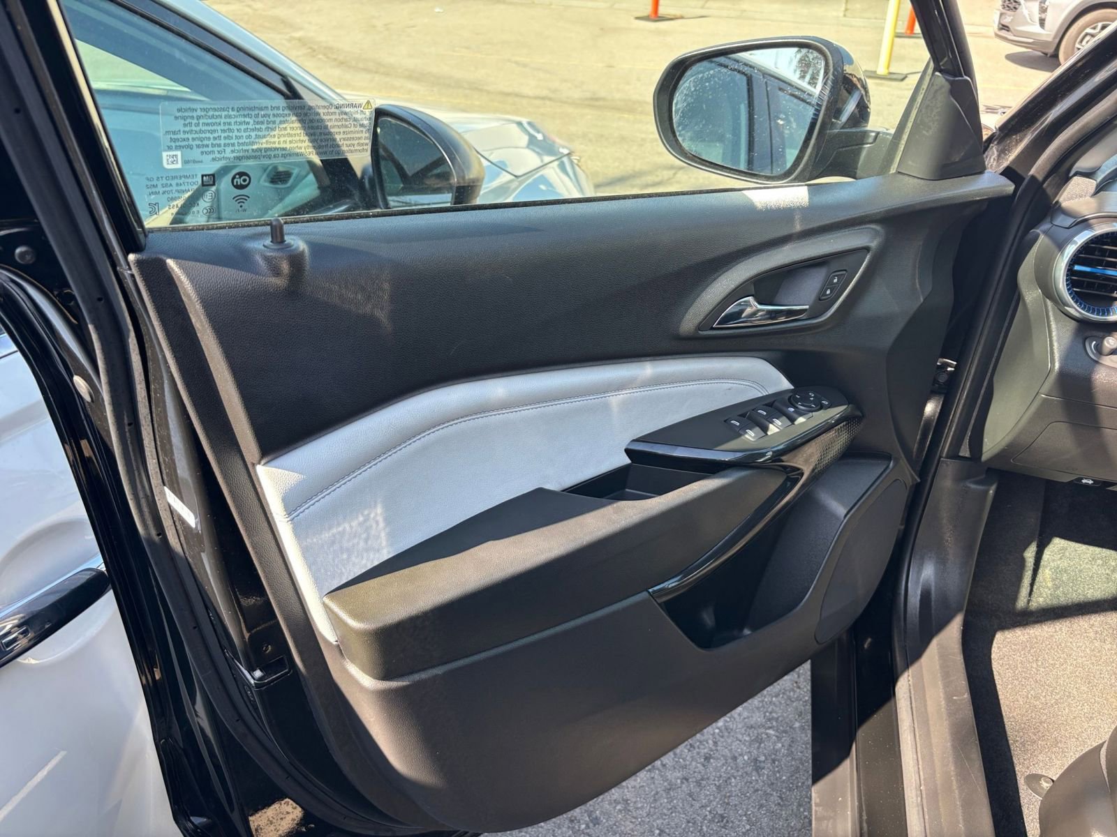 Thumbnail: 2025 Chevrolet Trax - 18