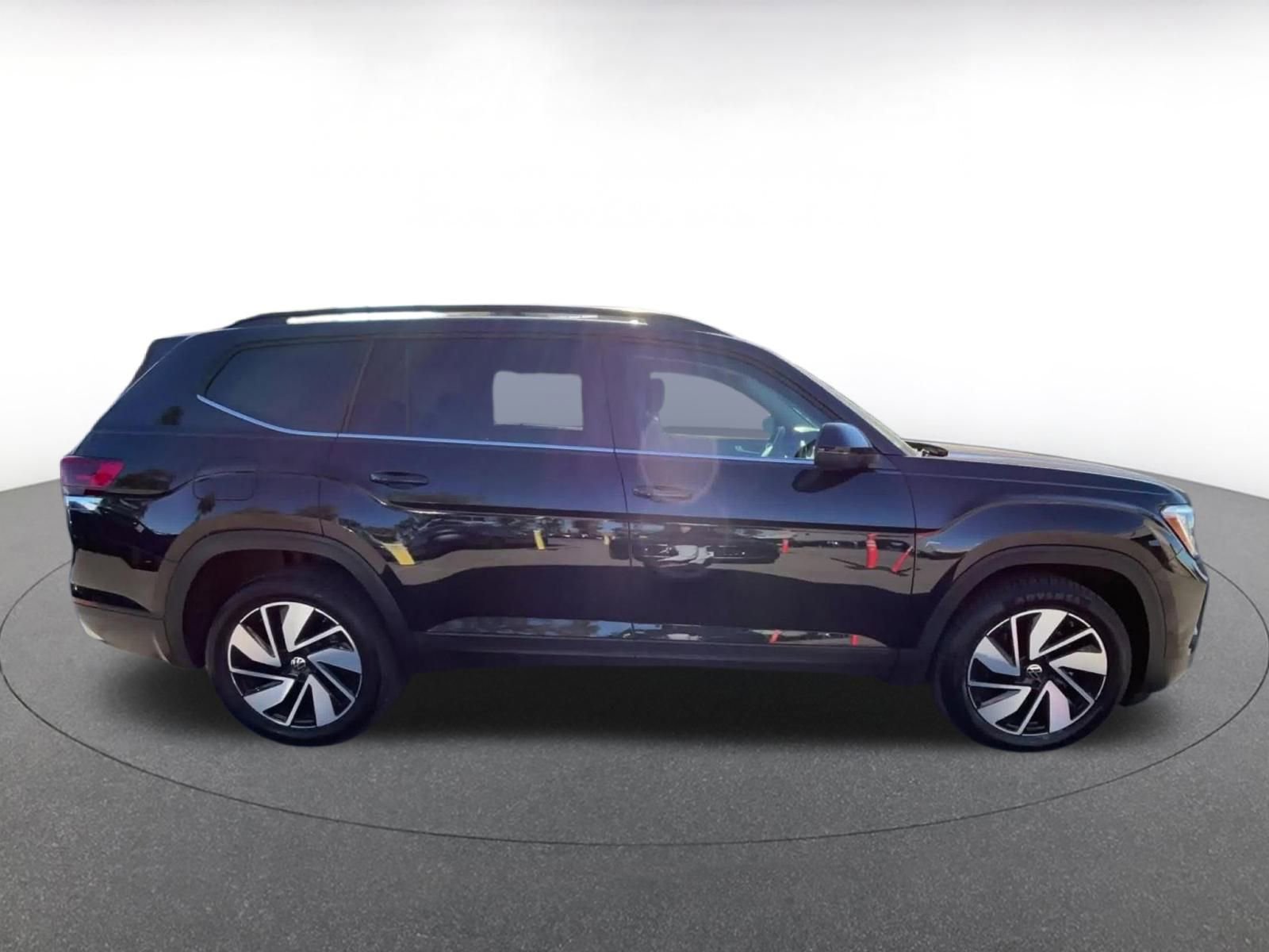 Thumbnail: 2025 Volkswagen Atlas - 16