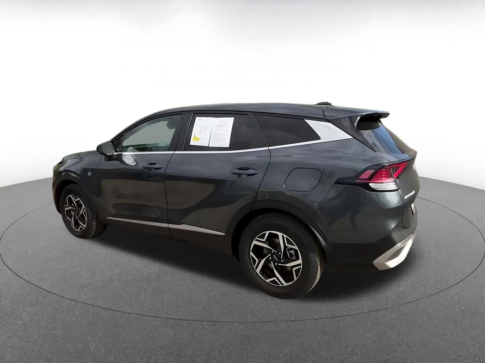 Thumbnail: 2025 Kia Sportage - 10