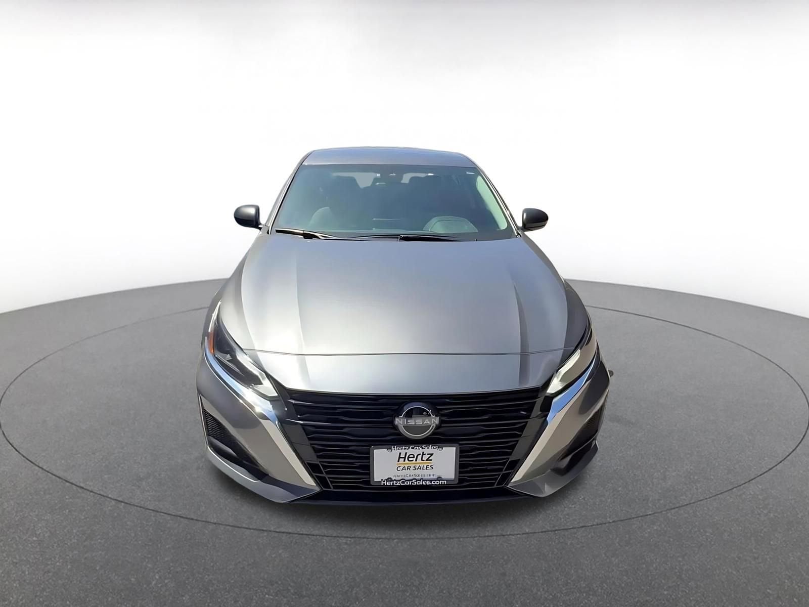 Thumbnail: 2025 Nissan Altima - 4