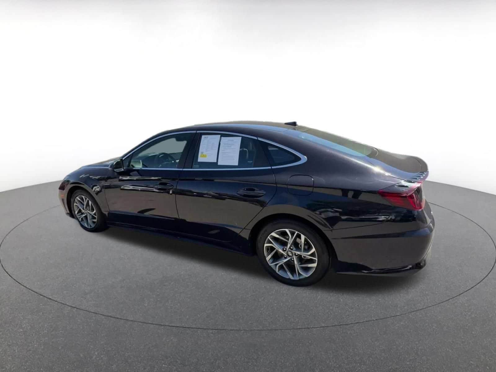 Thumbnail: 2023 Hyundai Sonata - 8