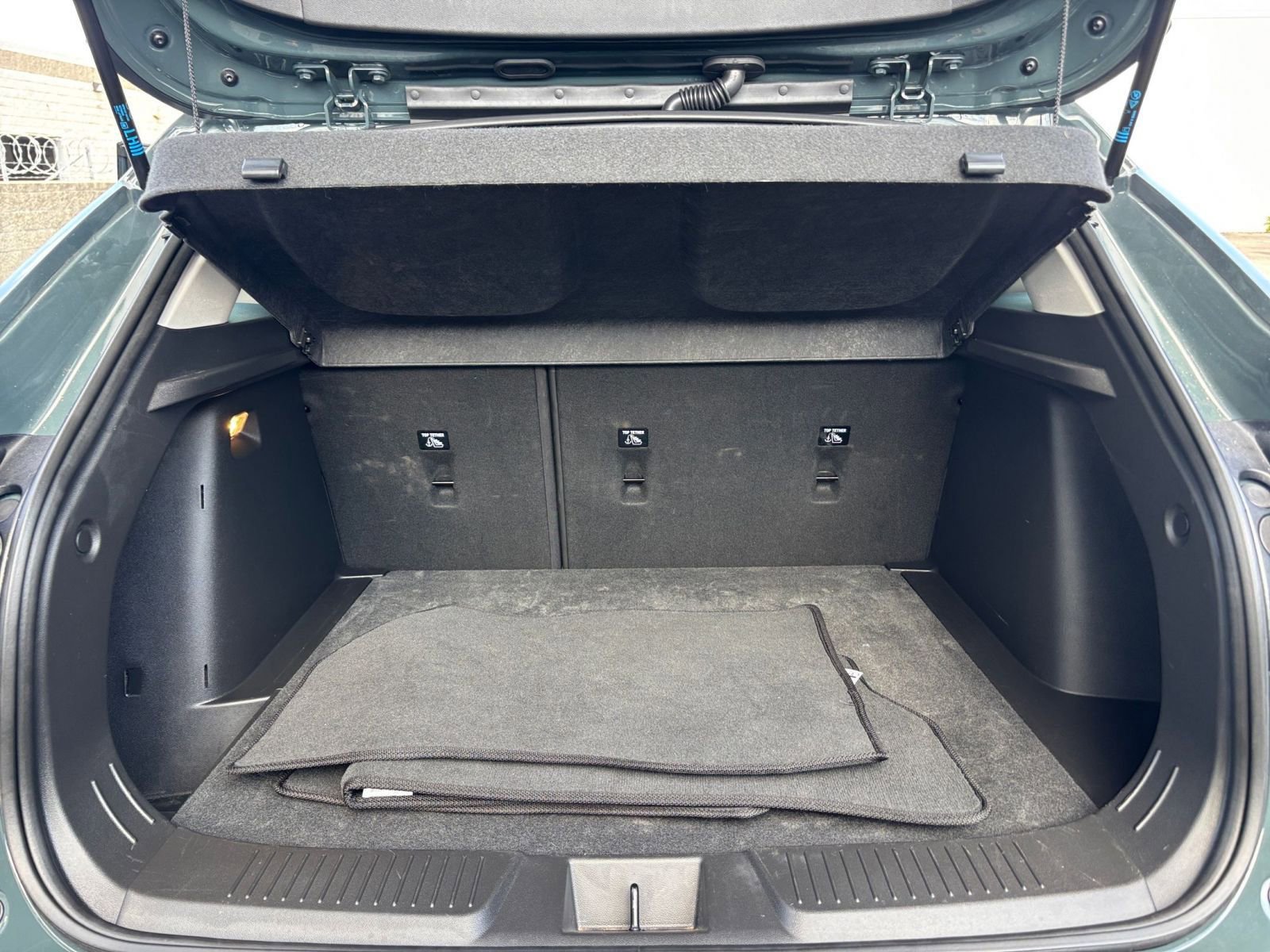 Thumbnail: 2025 Chevrolet Trax - 31