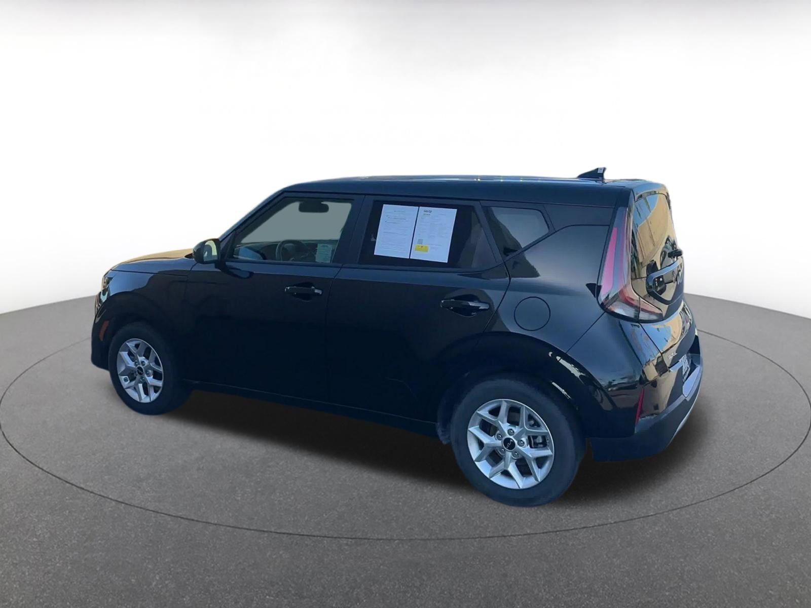 Thumbnail: 2025 Kia Soul - 10