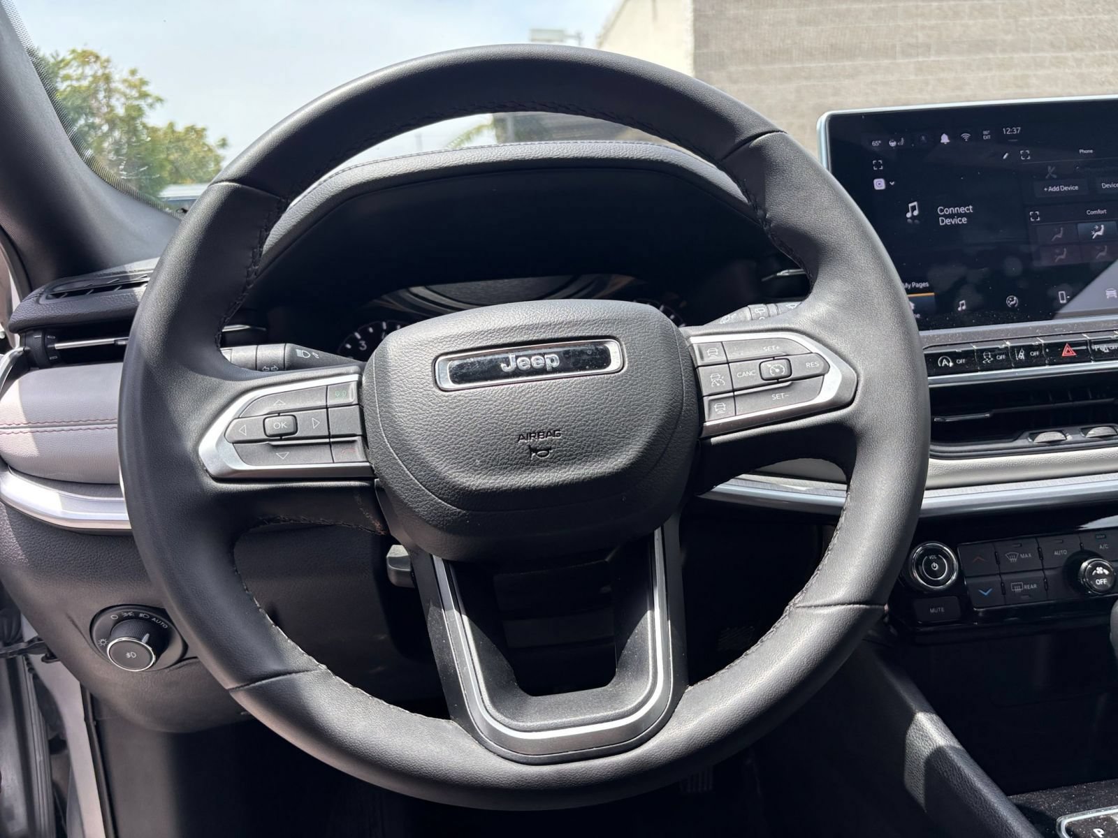 Thumbnail: 2025 Jeep Compass - 28